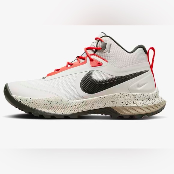 nike react trainers size 9